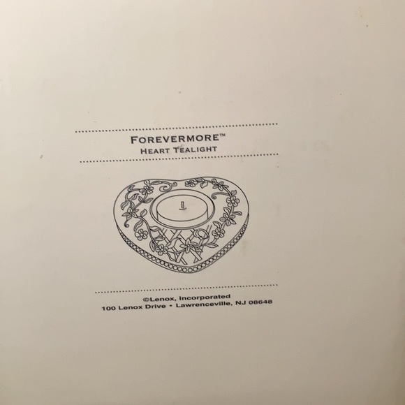 Lenox ⭐️ Forevermore Heart Tealight - Picture 6 of 6